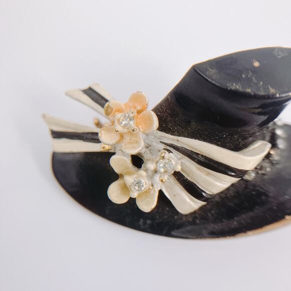 VTG Signed BSK My Fair Lady Hat Brooch 60s Rhinestones Enamel 22k Gold Plated - Picture 6 of 10